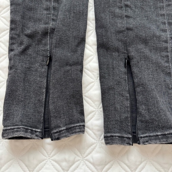 Good American Good Legs w/ Zip Ankle Stretch Black Denim Jeans - Size 4/27 - Picture 11 of 15